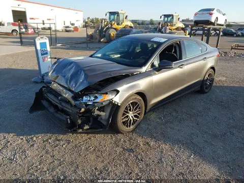 2016 Ford FUSION SE VIN 3FA6P0H70GR385275 фото 2