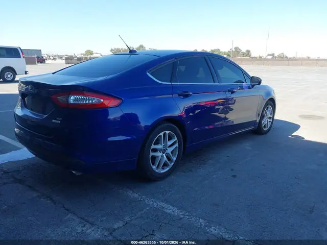 1FA6P0HD2G5134136 — 2016 Ford Fusion SE, фото 4 с аукциона IAAI 13.10.2026, Естественный износ