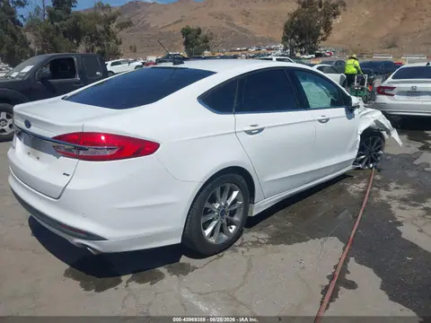 2017 Ford FUSION SE VIN 3FA6P0H79HR302721 фото 4