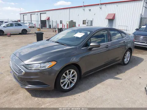 2017 Ford FUSION SE VIN 3FA6P0HD6HR246405 фото 2