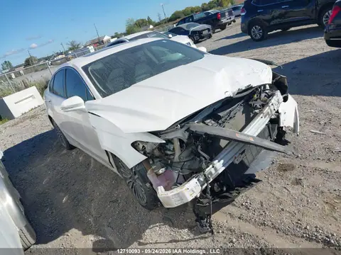 3FA6P0HD6JR126318 — 2018 Ford Fusion SE, Передняя часть (Front), фото до ремонта