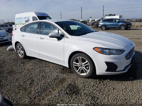 3FA6P0HD1KR284809 — 2019 Ford Fusion SE, Передняя часть слева (Left Front), фото до ремонта