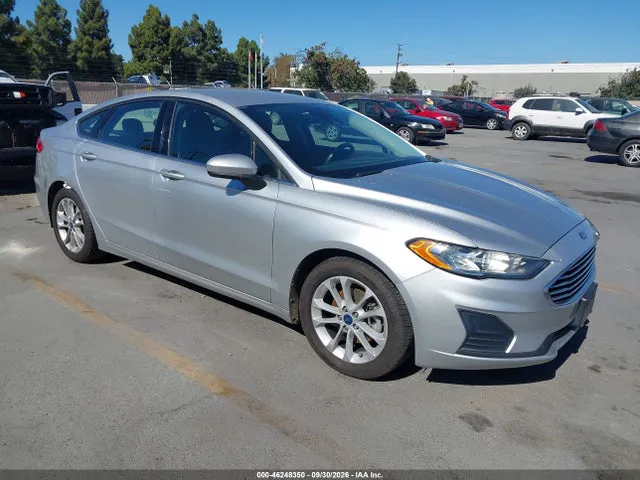 2019 Ford FUSION SE VIN 3FA6P0HD4KR135830 фото 1