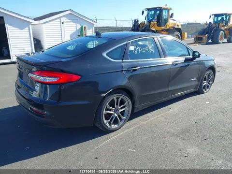 2019 Ford Fusion Titanium VIN 3FA6P0RUXKR155885 фото 4
