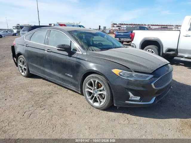 3FA6P0RU7KR277541 — 2019 Ford Fusion Titanium, Задняя часть (Rear), фото до ремонта
