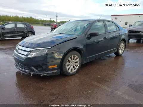 2012 Ford Fusion S VIN 3FAHP0GA7CR227466 фото 3
