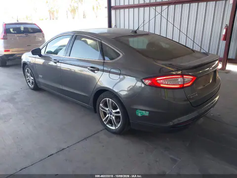 2015 Ford Fusion Energi Titanium VIN 3FA6P0SU6FR284643 фото 4