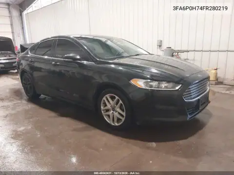 3FA6P0H74FR280219 — 2015 Ford Fusion, Сзади, фото до ремонта
