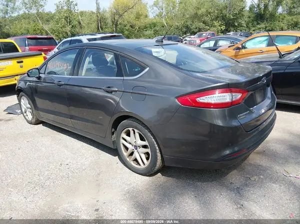 1FA6P0H7XG5120382 — 2016 Ford Fusion, фото 3 с аукциона IAAI 13.10.2026, Передняя часть