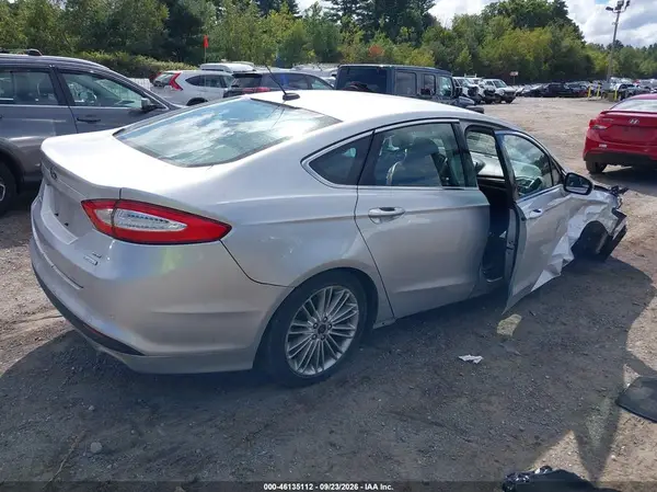 3FA6P0HD5GR231005 — 2016 Ford Fusion, фото 4 с аукциона IAAI, Повреждения со всех сторон