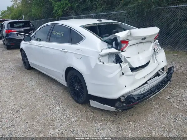 3FA6P0H90GR103864 — 2016 Ford Fusion, фото 3 с аукциона IAAI, Задняя часть