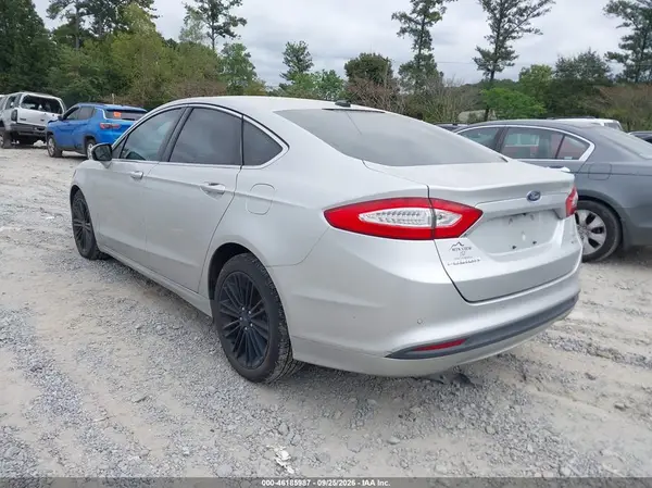 3FA6P0HDXGR116044 — 2016 Ford Fusion, фото 3 с аукциона IAAI 11.10.2026, Естественный износ