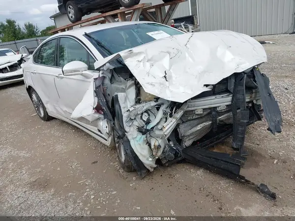 3FA6P0K91GR124571 — 2016 Ford Fusion, Передняя часть (Front End), фото до ремонта
