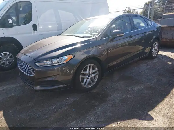1FA6P0H78G5106738 — 2016 Ford Fusion, фото 2 с аукциона IAAI, Задняя часть