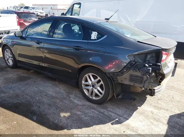 1FA6P0H78G5106738 — 2016 Ford Fusion, фото 3 с аукциона IAAI, Задняя часть