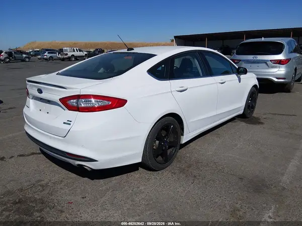 3FA6P0HD8GR404998 — 2016 Ford Fusion, фото 4 с аукциона IAAI, Передняя часть