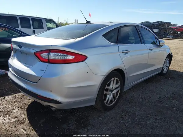 1FA6P0H72G5124152 — 2016 Ford Fusion, фото 4 с аукциона IAAI, Передняя часть