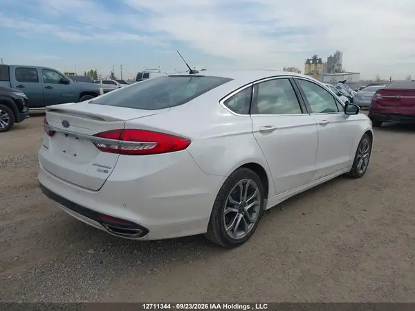 3FA6P0D94HR361473 — 2017 Ford Fusion, фото 4 с аукциона IAAI 29.09.2026, Задняя часть