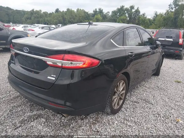 3FA6P0HD4HR363206 — 2017 Ford Fusion, фото 4 с аукциона IAAI 24.09.2026, Естественный износ