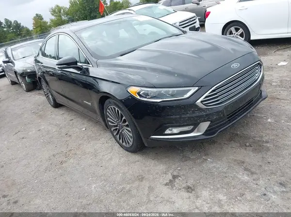 3FA6P0RU8HR224095 — 2017 Ford Fusion, Естественный износ (Normal Wear & Tear), фото до ремонта