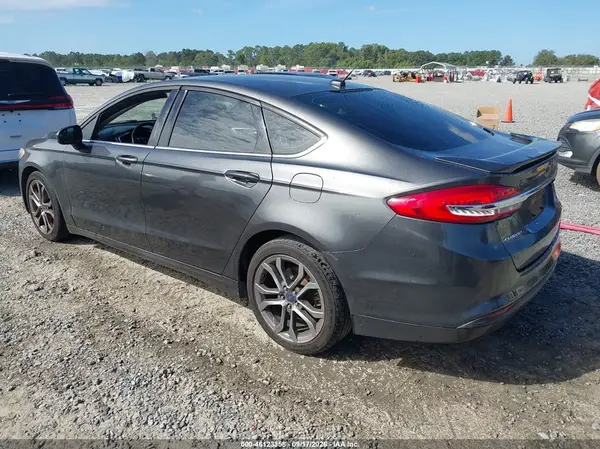 3FA6P0HD5HR289648 — 2017 Ford Fusion, фото 3 с аукциона IAAI 05.10.2026, Естественный износ