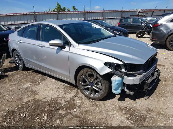 3FA6P0HD1HR397717 — 2017 Ford Fusion, Передняя часть (Front End), фото до ремонта
