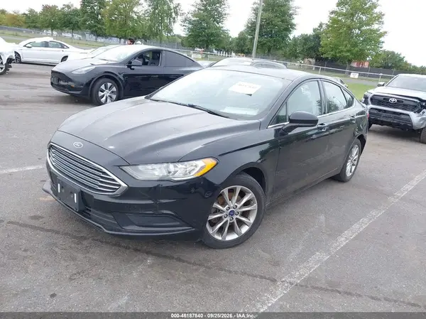 3FA6P0H78HR183673 — 2017 Ford Fusion, фото 2 с аукциона IAAI, Передняя часть