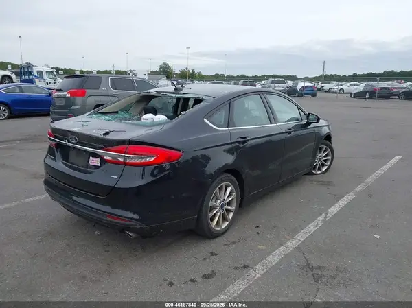 3FA6P0H78HR183673 — 2017 Ford Fusion, фото 4 с аукциона IAAI, Передняя часть