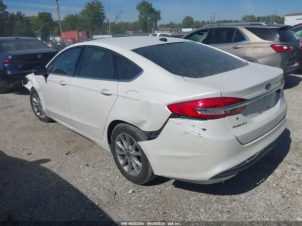 3FA6P0H70HR291026 — 2017 Ford Fusion, фото 3 с аукциона IAAI, Передняя часть слева