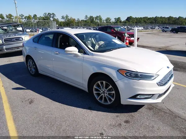 3FA6P0HD4HR308982 — 2017 Ford Fusion, Передняя часть (Front End), фото до ремонта
