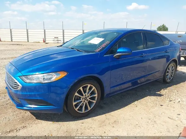 3FA6P0HD6HR154775 — 2017 Ford Fusion, фото 2 с аукциона IAAI, Задняя часть справа