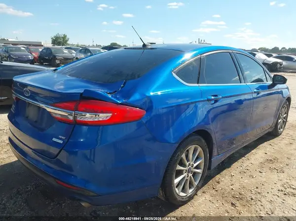 3FA6P0HD6HR154775 — 2017 Ford Fusion, фото 4 с аукциона IAAI, Задняя часть справа