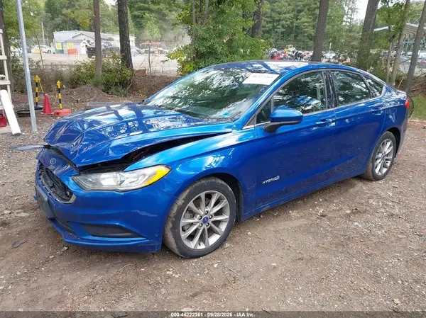 3FA6P0LU1HR325522 — 2017 Ford Fusion, фото 2 с аукциона IAAI, Передняя часть