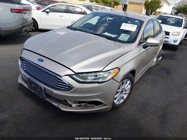3FA6P0G74HR294156 — 2017 Ford Fusion, фото 2 с аукциона IAAI, Задняя часть слева