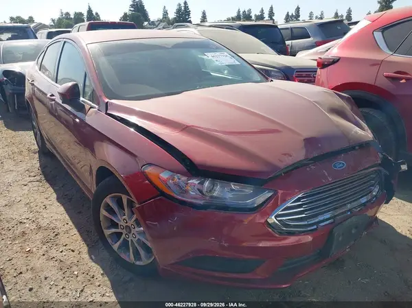 3FA6P0HD8HR294813 — 2017 Ford Fusion, Передняя часть (Front End), фото до ремонта