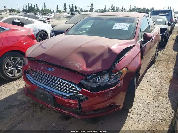 3FA6P0HD8HR294813 — 2017 Ford Fusion, фото 2 с аукциона IAAI, Передняя часть