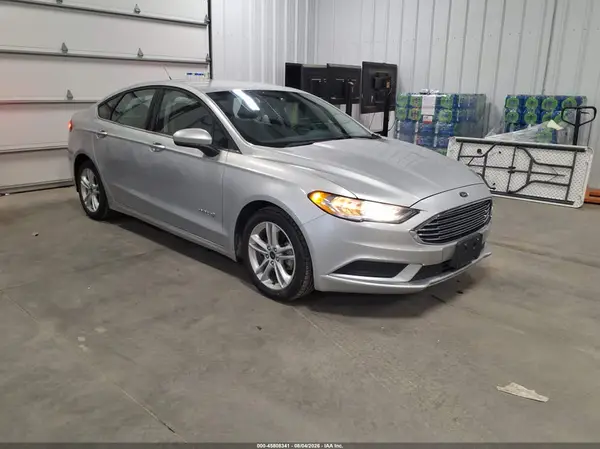3FA6P0UU9JR271584 — 2018 Ford Fusion, Естественный износ (Normal Wear & Tear), фото до ремонта