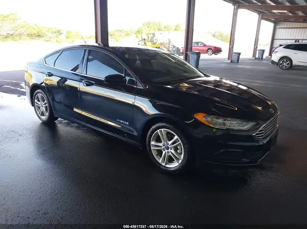 3FA6P0UU8JR273732 — 2018 Ford Fusion, Естественный износ (Normal Wear & Tear), фото до ремонта