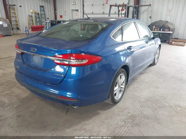 3FA6P0UU0JR282103 — 2018 Ford Fusion, фото 4 с аукциона IAAI 07.10.2026, Град