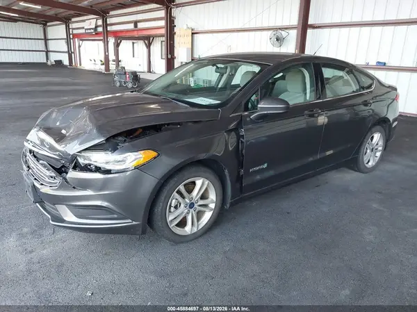 3FA6P0UU3JR273671 — 2018 Ford Fusion, фото 2 с аукциона IAAI 06.10.2026, Естественный износ