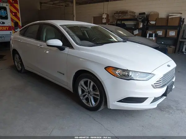 3FA6P0UUXJR279080 — 2018 Ford Fusion, Естественный износ (Normal Wear & Tear), фото до ремонта