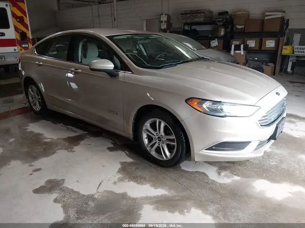 3FA6P0UU4JR279074 — 2018 Ford Fusion, Естественный износ (Normal Wear & Tear), фото до ремонта