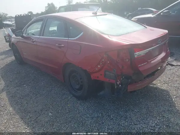 3FA6P0LU6JR172240 — 2018 Ford Fusion, фото 3 с аукциона IAAI 13.10.2026, Задняя часть