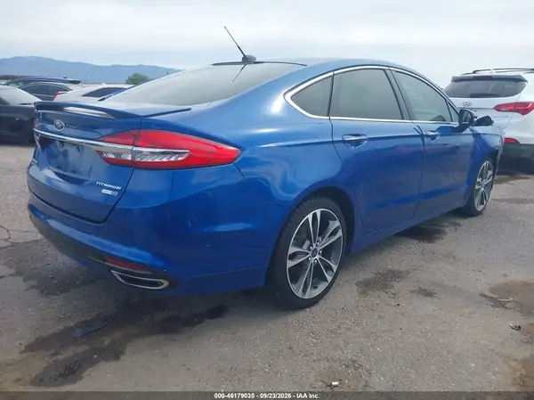 3FA6P0D91JR118578 — 2018 Ford Fusion, фото 4 с аукциона IAAI, Передняя часть справа
