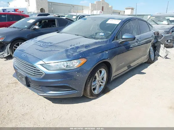3FA6P0LU1JR269006 — 2018 Ford Fusion, фото 2 с аукциона IAAI, Задняя часть слева