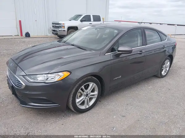 3FA6P0UU5JR278970 — 2018 Ford Fusion, фото 2 с аукциона IAAI 07.10.2026, Естественный износ