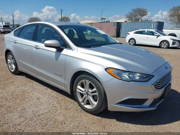 3FA6P0UU6JR235786 — 2018 Ford Fusion, Естественный износ (Normal Wear & Tear), фото до ремонта
