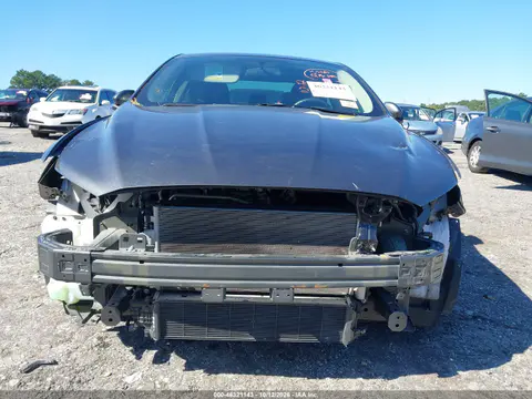 3FA6P0HD9JR164772 — 2018 Ford Fusion, Передняя часть, фото до ремонта