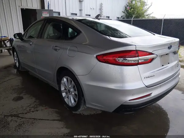 3FA6P0LU2KR115728 — 2019 Ford Fusion, фото 3 с аукциона IAAI 06.10.2026, Естественный износ