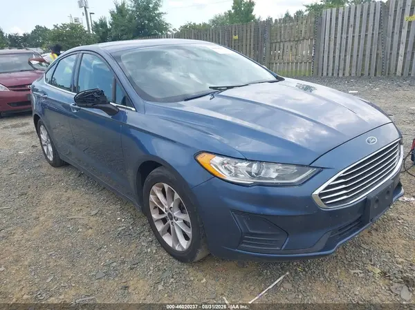 3FA6P0HD7KR250650 Ford Fusion 2019 — повреждение Естественный износ, фото до ремонта
